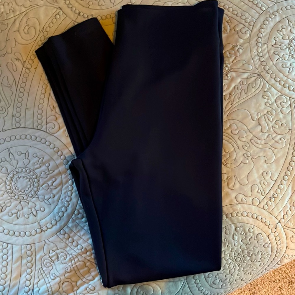 Skye’s the Limit navy blue leggings